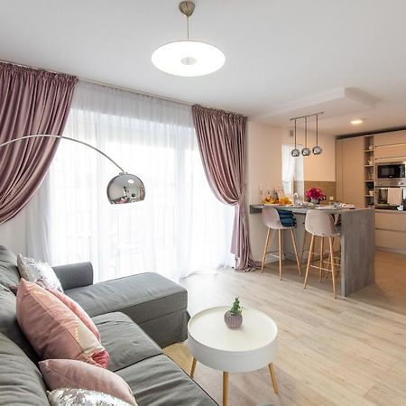 Zen Apartments Brassó Kültér fotó